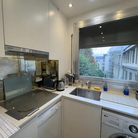 Penbed -1br - Proche Champs Elysees דירה *