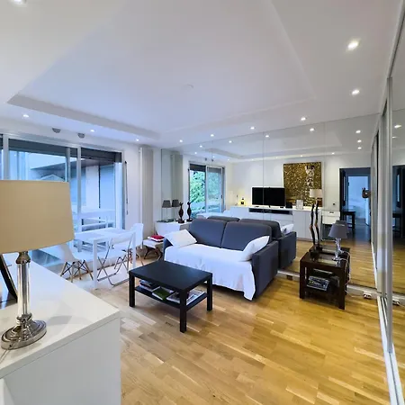 Penbed -1br - Proche Champs Elysees דירה פריז