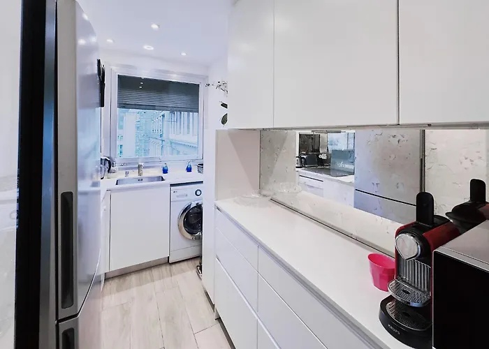 Lägenhet Penbed -1br - Proche Champs Elysees *